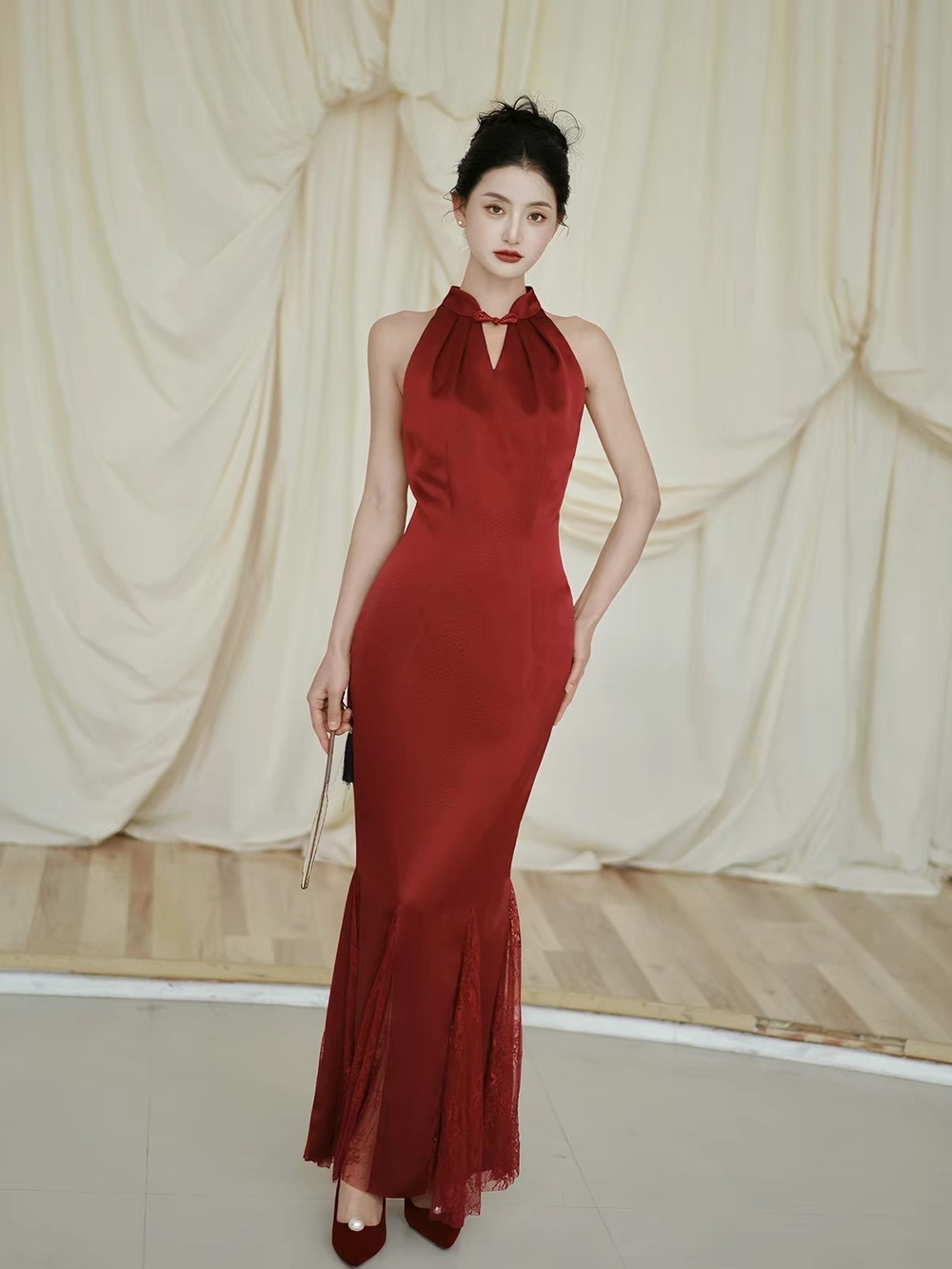 Elegant Red Chinese Evening Gown